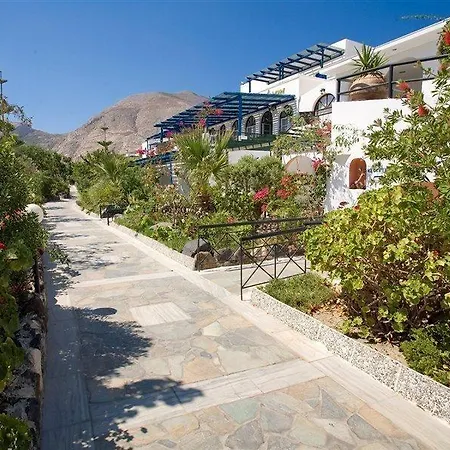 Rivari Kamari (Santorini)